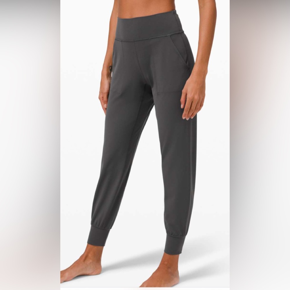 Lululemon alight High-Waisted joggers